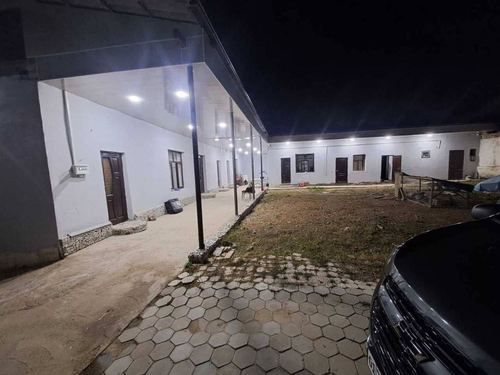 6-комнатный дом, 450 м²