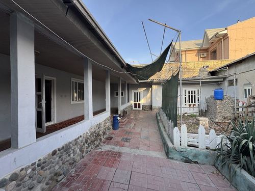 4-room house, 200 m²