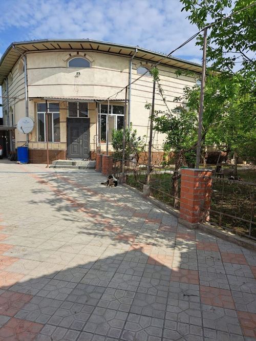 10-xonali uy, 307 m²