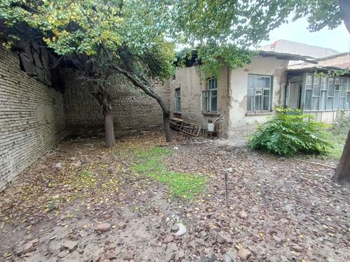 5-room house, 1 m²