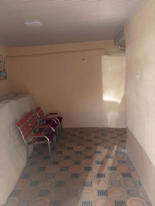 3-room house, 26000 m²
