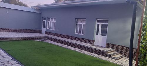 5-room house, 270 m²