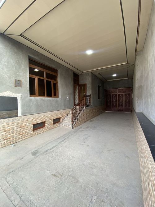 6-комнатный дом, 3.7 м²