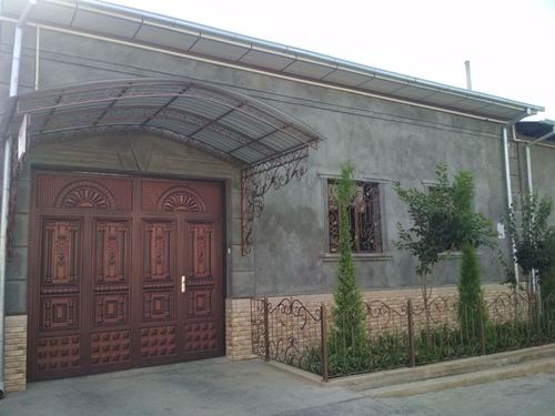 6-room house, 3.7 m²