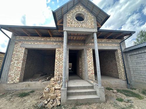 5-room house, 2.5 m²