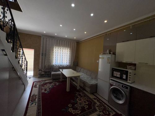 3-комнатный коттедж, 2 м²