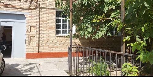 8-комнатный дом, 270 м²