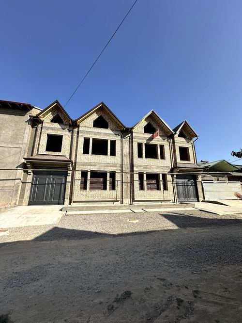 8-xonali uy, 2 m²