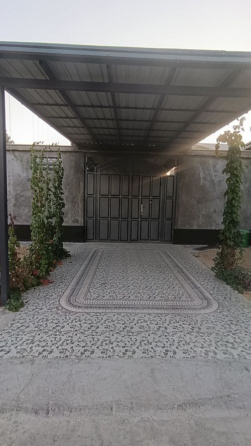 5-room house, 400 m²