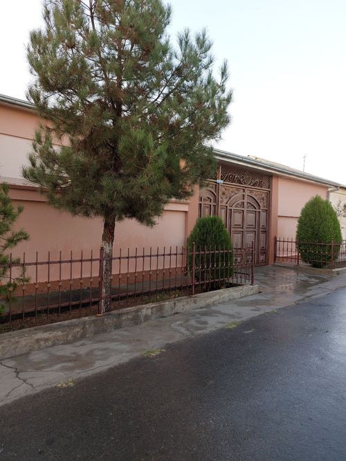 8-комнатный дом, 850 м²