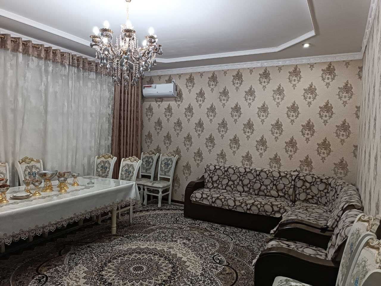 4-комнатный дом, 140 м², Ташкент, Бектемирский район, на продажу