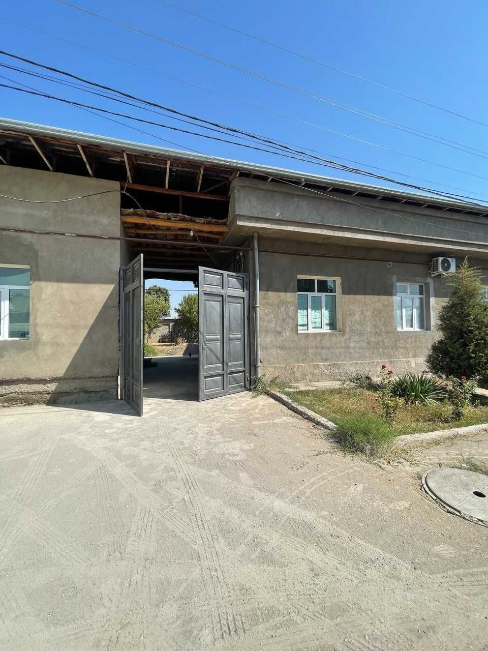 5-комнатный дом, 400 м², Ташкент, Бектемирский район, на продажу