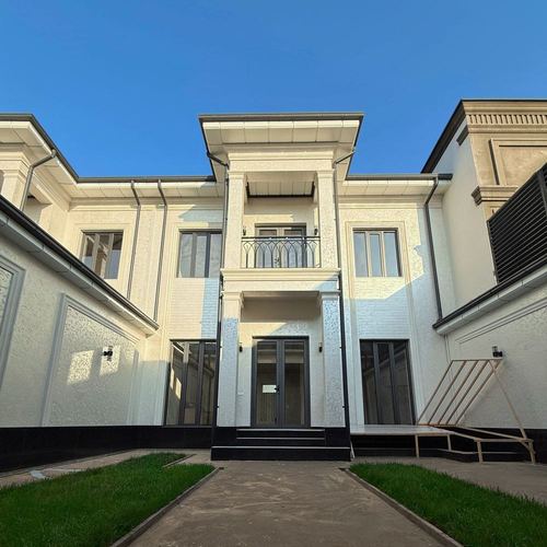 6-room house, 250 m²
