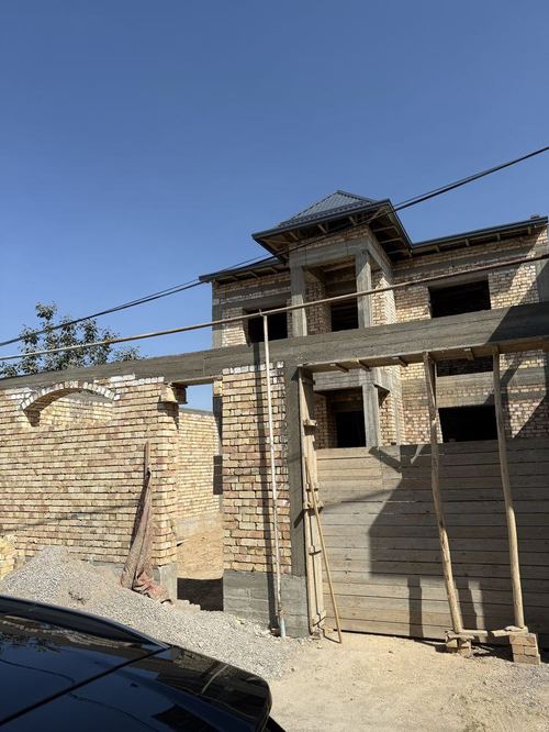 5-room house, 225 m²