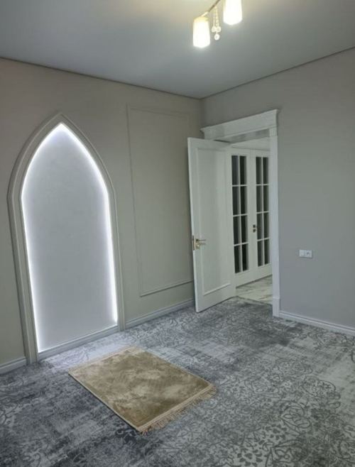 9-комнатный дом, 300 м²