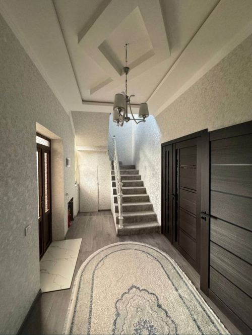 5-комнатный коттедж, 170 м²