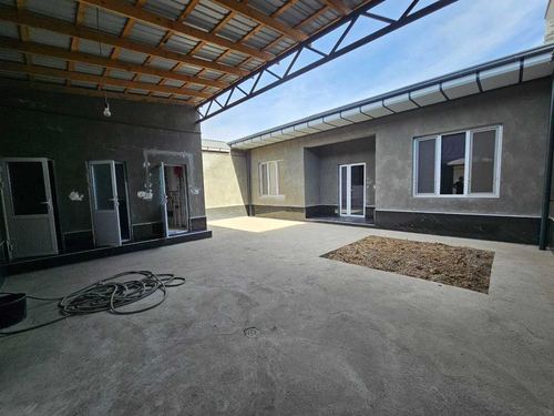 5-xonali uy, 140 m²