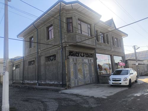 7-xonali uy, 3 m²