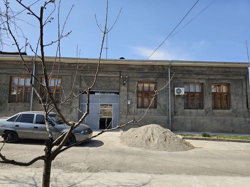 5-xonali uy, 1000 m²