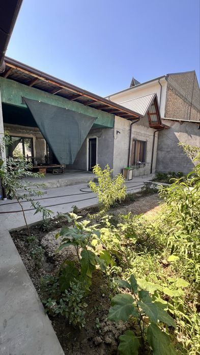 6-xonali uy, 200 m²