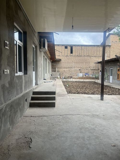 5-комнатный дом, 200 м²