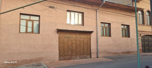 6-комнатный дом, 350 м²