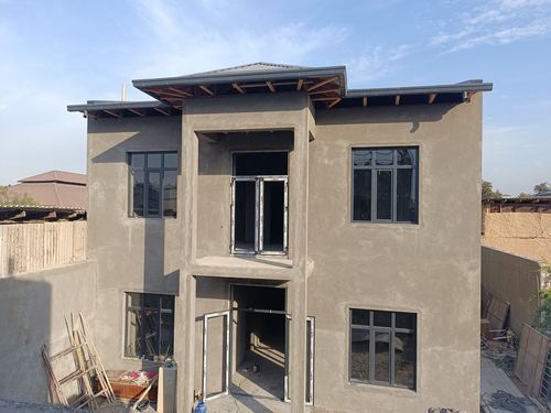 7-комнатный дом, 400 м²
