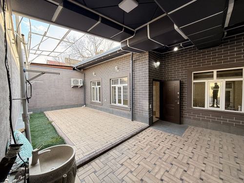 4-room house, 160 m²