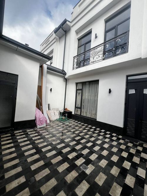 6-комнатный дом, 170 м²