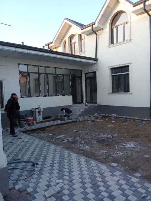 7-room house, 300 m²