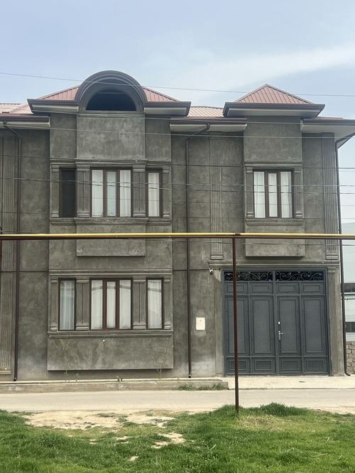 5-room house, 250 m²