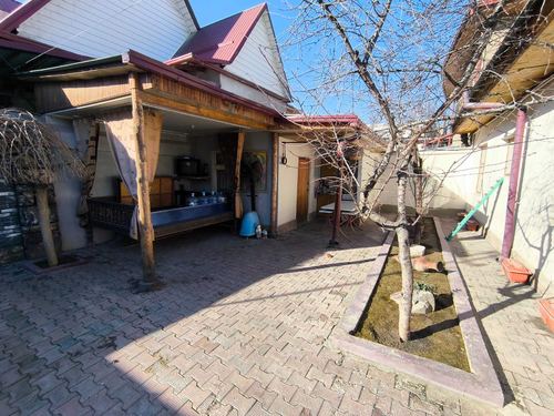 6-комнатный дом, 100 м²