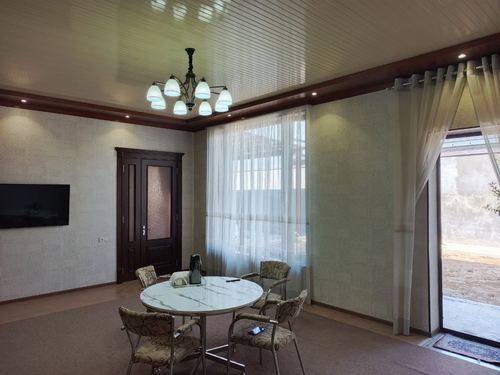 5-комнатный дом, 600 м²