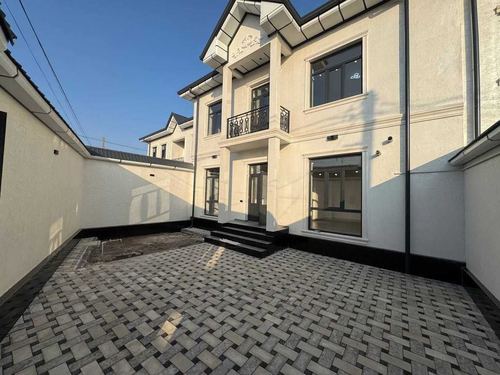 6-комнатный дом, 200 м²
