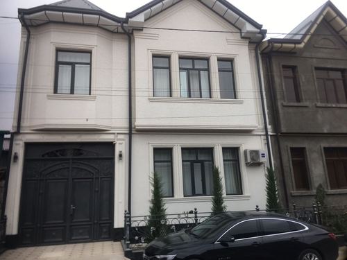 7-комнатный дом, 2.5 м²