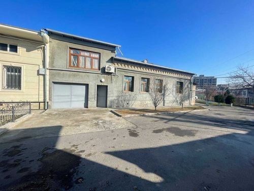 6-room house, 388 m²