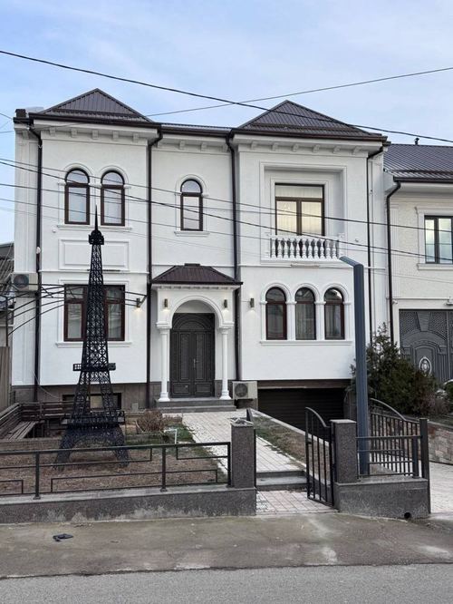 5-room house, 280 m²