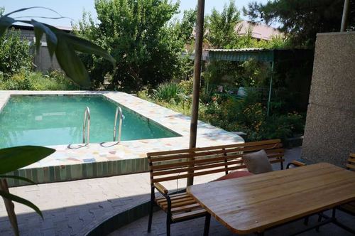 5-room house, 250 m²
