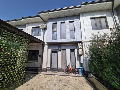 6-room cottage, 160 m²