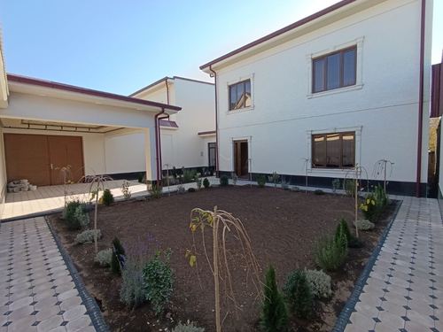 5-комнатный дом, 250 м²