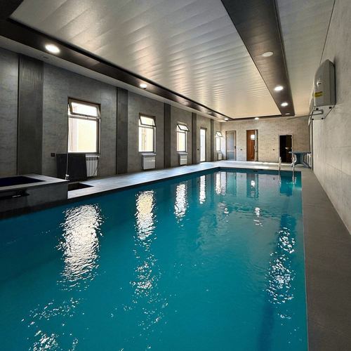 6-комнатный дом, 700 м²