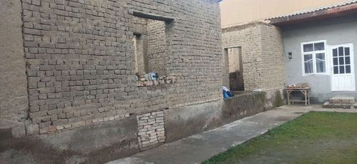3-room house, 800 m²