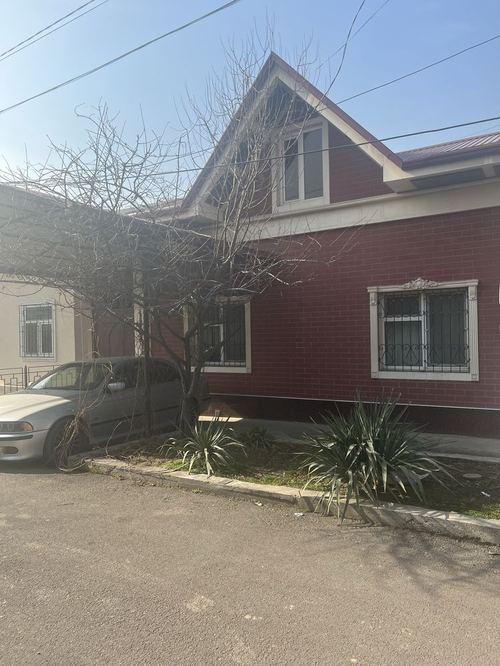 6-xonali uy, 250 m²