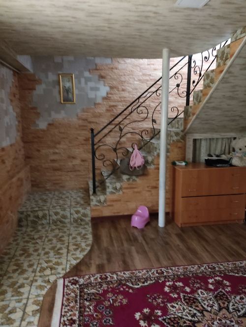 6-room house, 380 m²