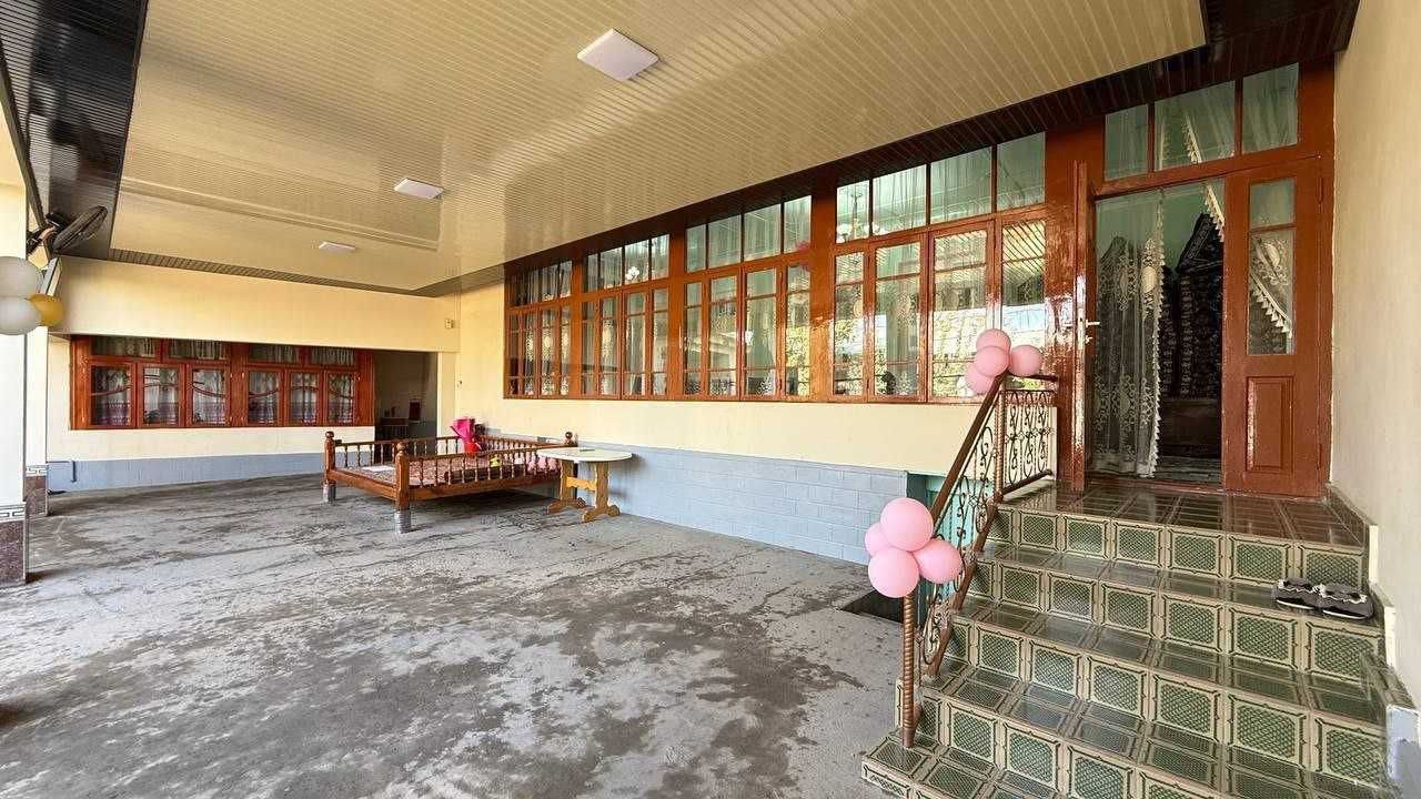 5-комнатный дом, 6.53 м², Ташкент, Учтепинский район, на продажу