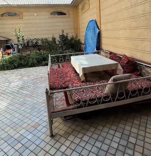 6-комнатный дом, 260 м²