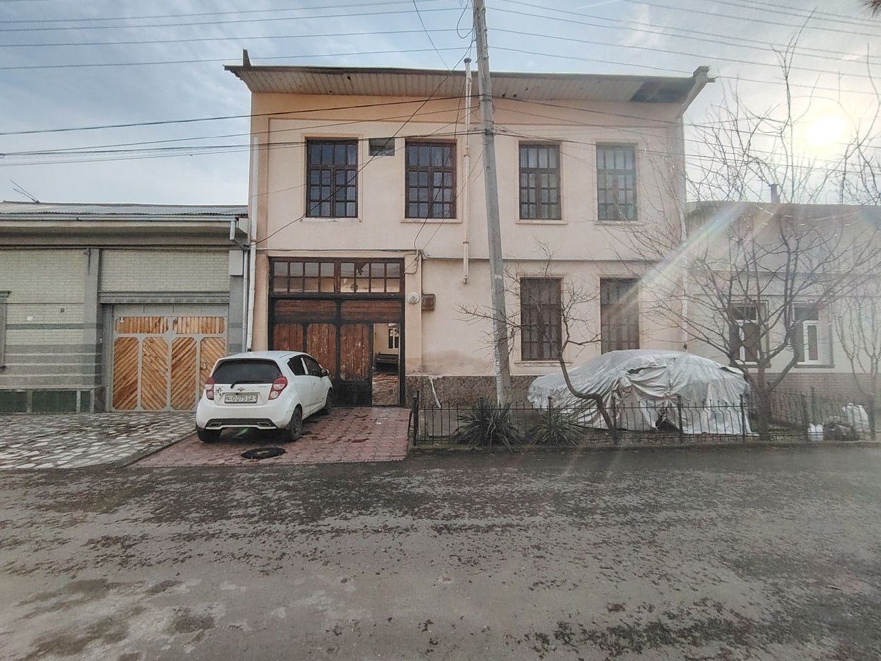 7-комнатный дом, 500 м², Ташкент, Шайхантахурский район, на продажу