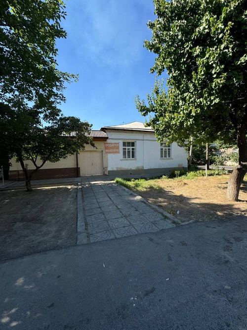 5-room house, 360 m²