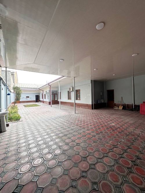 4-комнатный дом, 326 м²