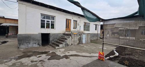 10-комнатный дом, 1800 м²